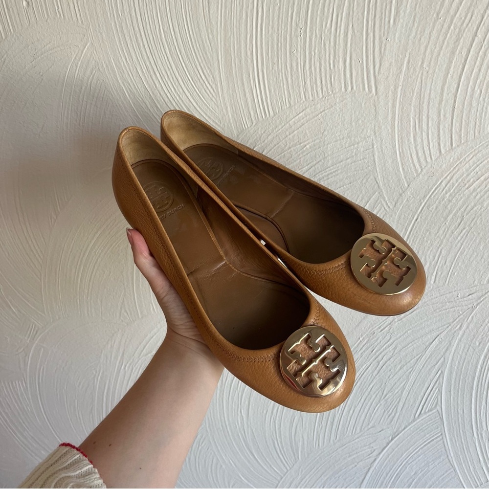 Tory Burch Camel Leather Flats with Gold Emblem